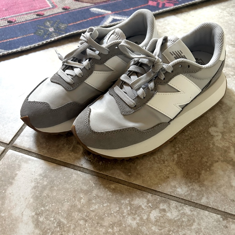 Women’s New Balance Sneakers